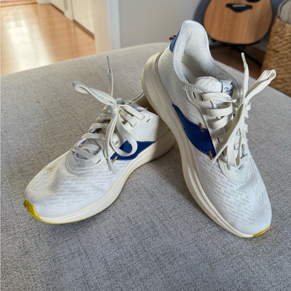 Tracksmith Eliot Runner